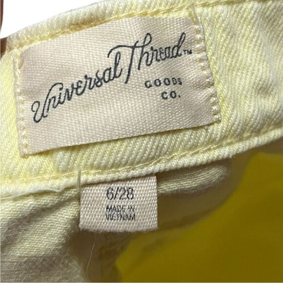 Universal Thread Women’s Highest Rise Taper Yellow Denim Jeans, Size 6/28, NWT - Picture 4 of 7